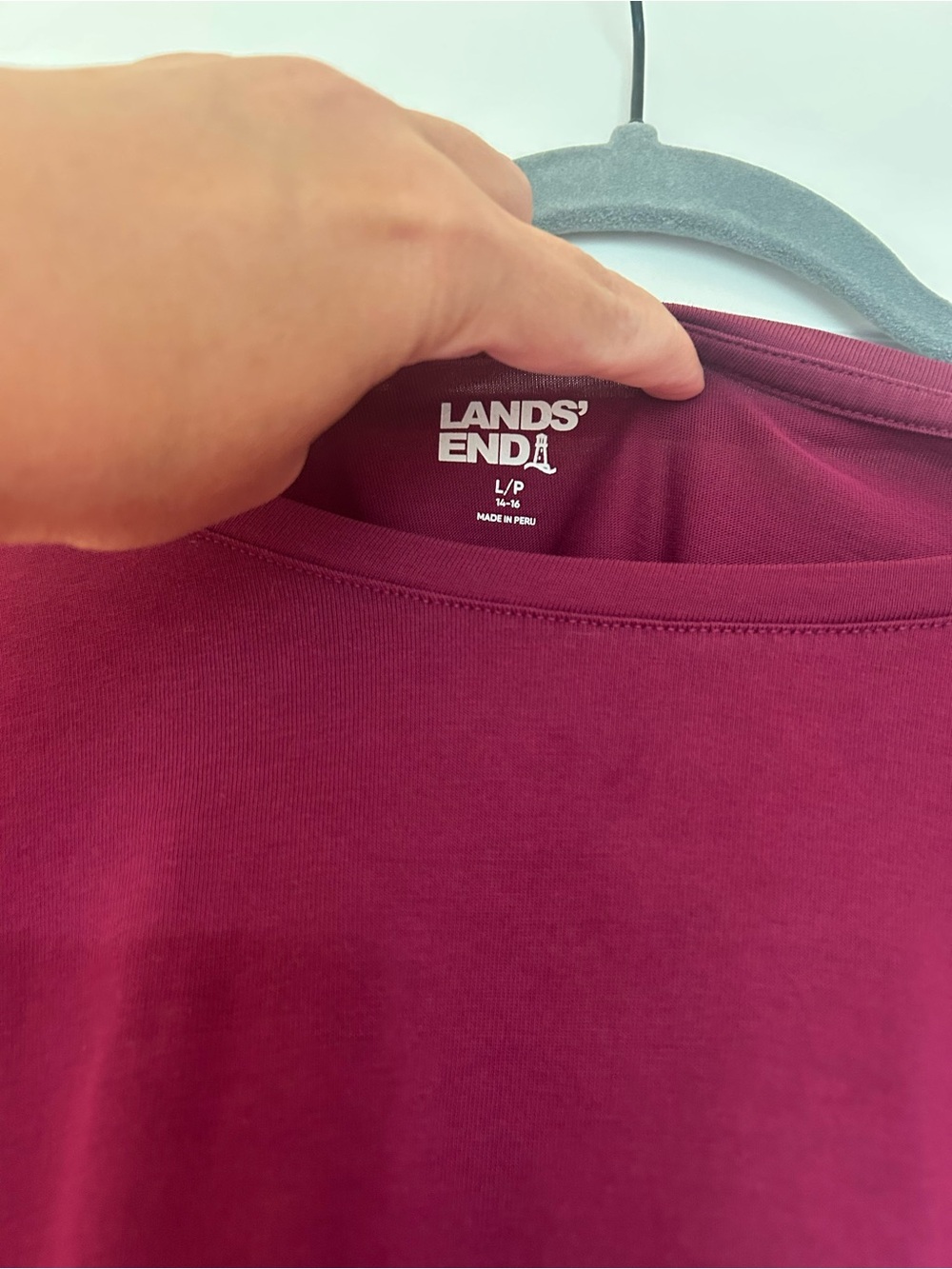 Lands’ End Maroon 3/4 Sleeve Top - Picture 3 of 4